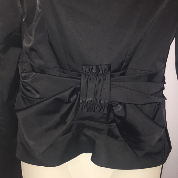 Alexander McQueen small navy two piece suit - Picture 6 of 8